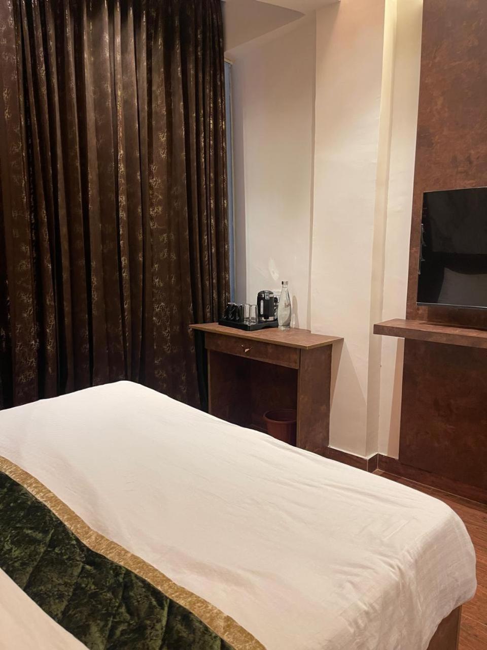 The Taaj Comforts Bangalore Ngoại thất bức ảnh