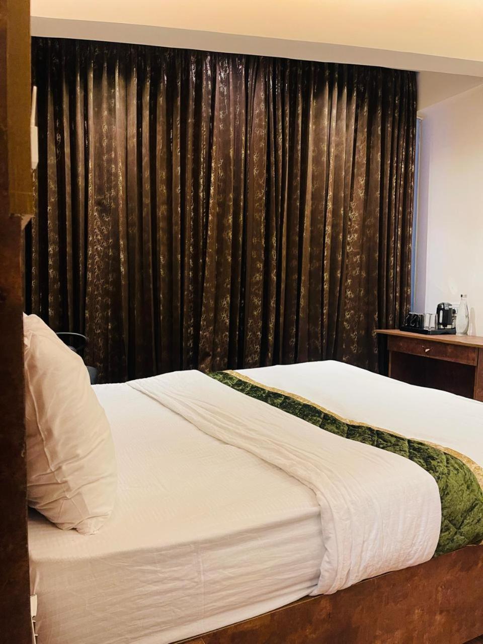 The Taaj Comforts Bangalore Ngoại thất bức ảnh