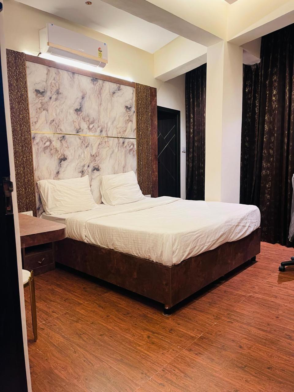 The Taaj Comforts Bangalore Ngoại thất bức ảnh